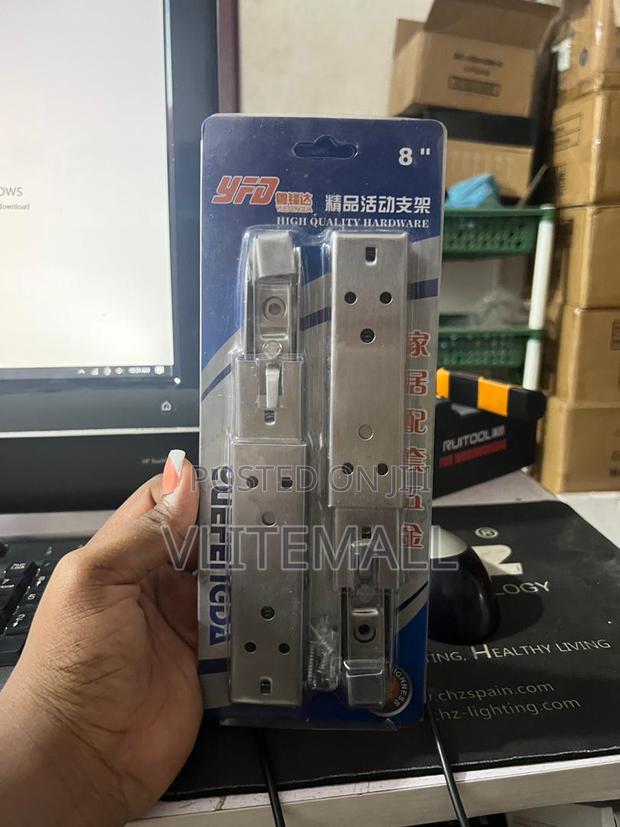 Shelf Bracket Set High Quality Hardware · Photo 4