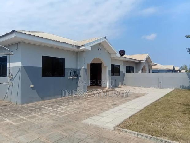 3bdrm House in Devtraco, Community 25 for rent