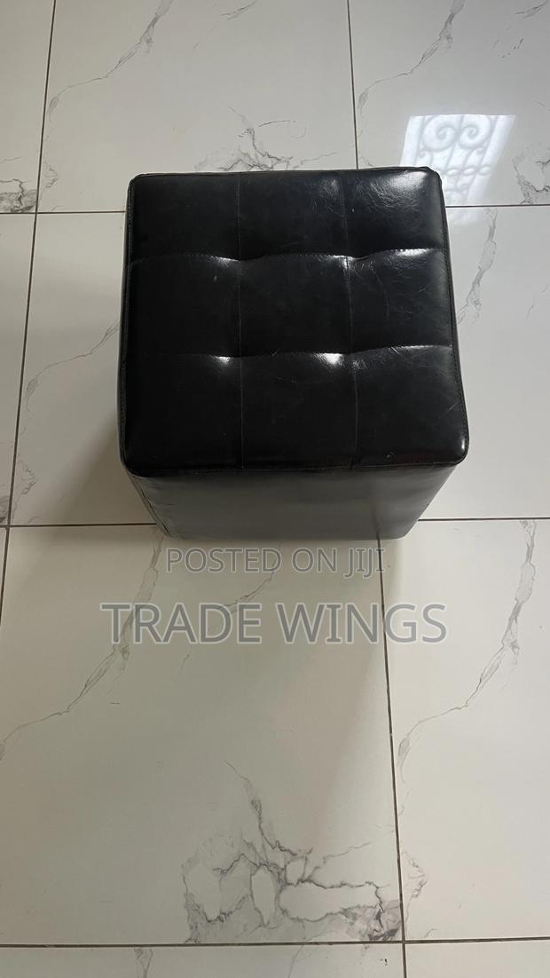 1 Used Comfortable Stool for Sale