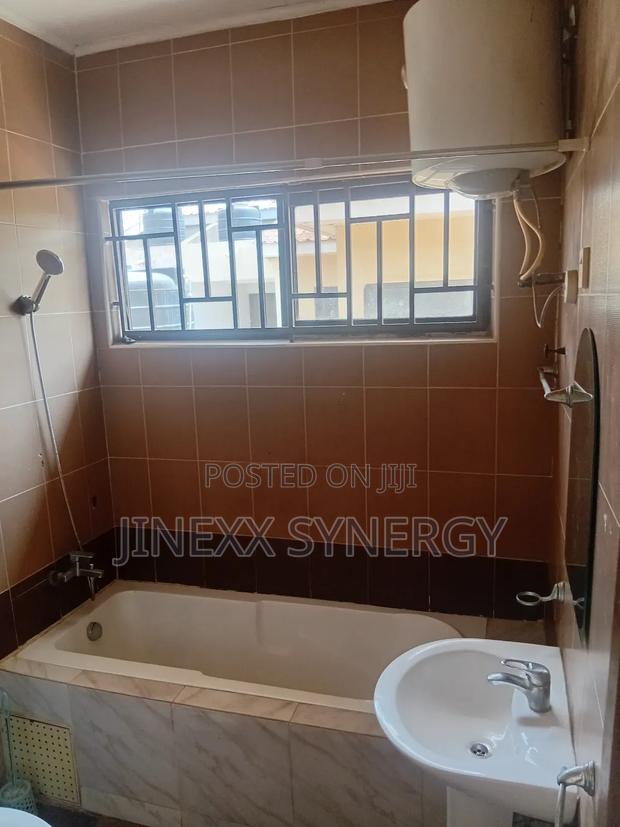 3bdrm House in Devtraco, Tema Metropolitan for rent