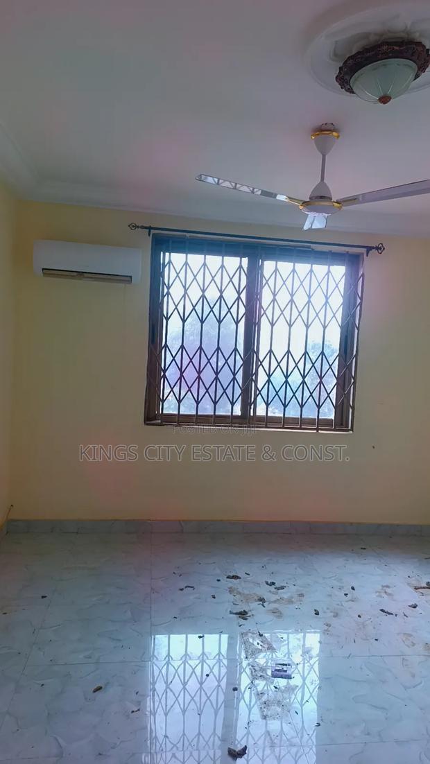 3bdrm Apartment in Ofankor-Road, Achimota for rent photo 12