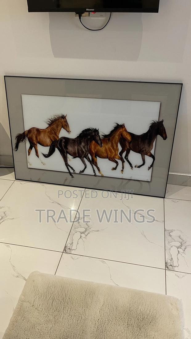 1 Used Big Glass Horse Frame for Sale photo 3