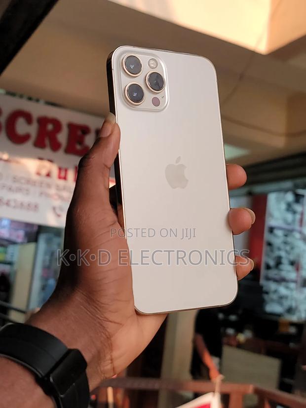 Apple iPhone 12 Pro Max 128 GB Gold photo 5
