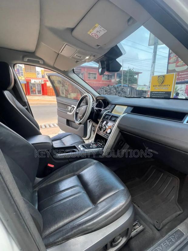 Land Rover Discovery Sport HSE 2015 White · Photo 4