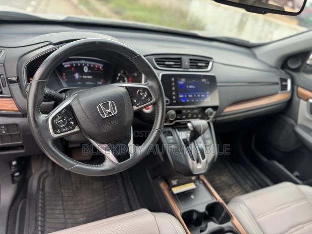 Honda CR-V Touring 2022 Silver photo 5