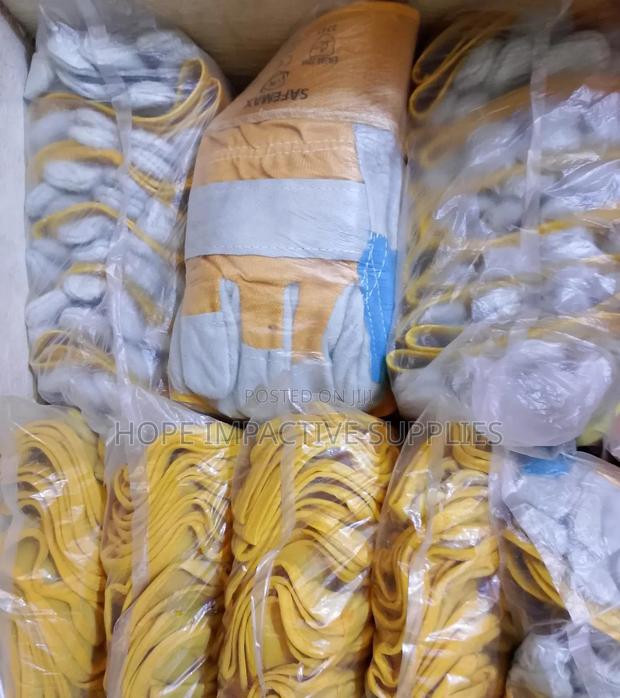 Heavy Duty Double Palm Leather Gloves/ Combination Leather Gloves.