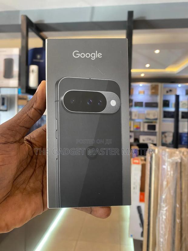 New Google Pixel 10 128 GB Black · Photo 2