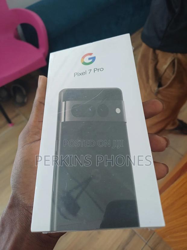 New Google Pixel 7 Pro 128 GB Black photo 2