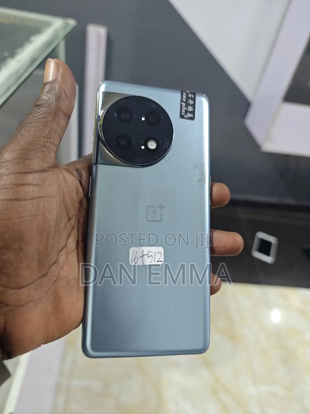 OnePlus 11R 512 GB Green · Photo 1