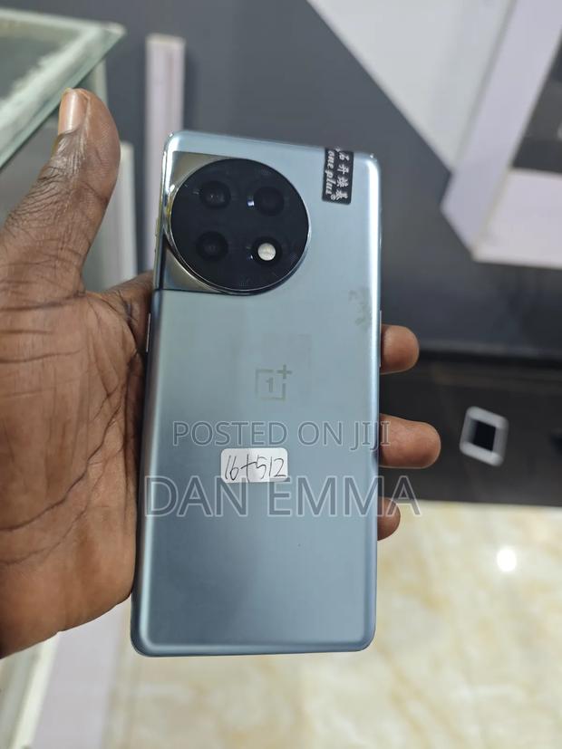 OnePlus 11R 512 GB Green · Photo 2