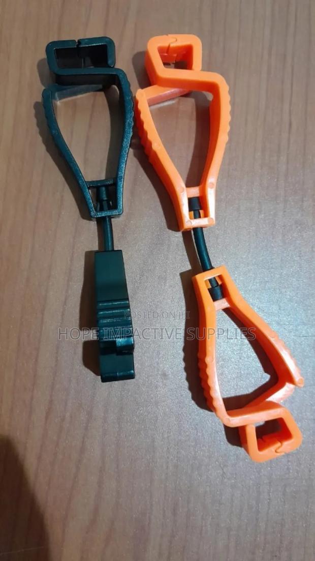 Gloves Clips / Gloves Holder · Photo 3