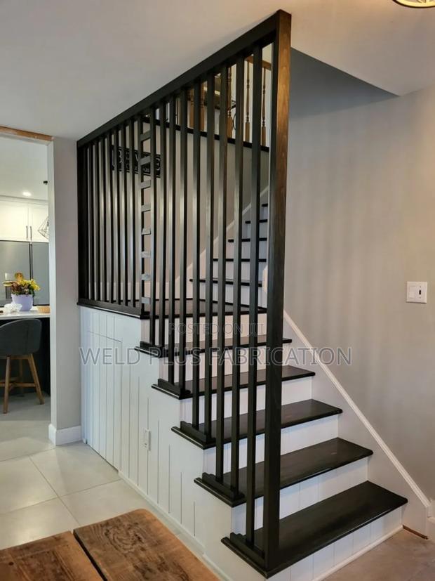 Staircase Ballustrade · Photo 3