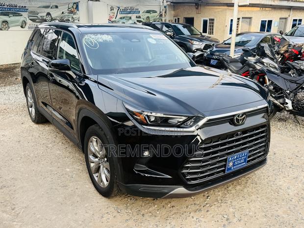 Toyota Highlander Platinum AWD 2024 Black