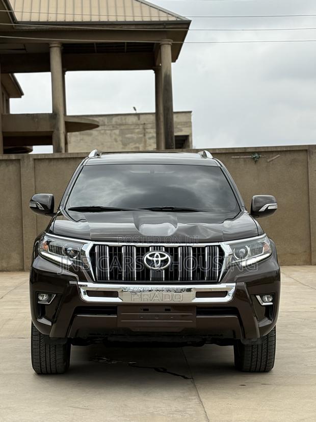 Toyota Land Cruiser Prado 2.7 2020 Brown