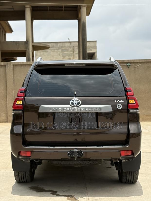 Toyota Land Cruiser Prado 2.7 2020 Brown