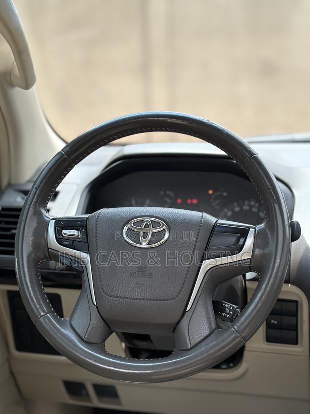 Toyota Land Cruiser Prado 2.7 2020 Brown