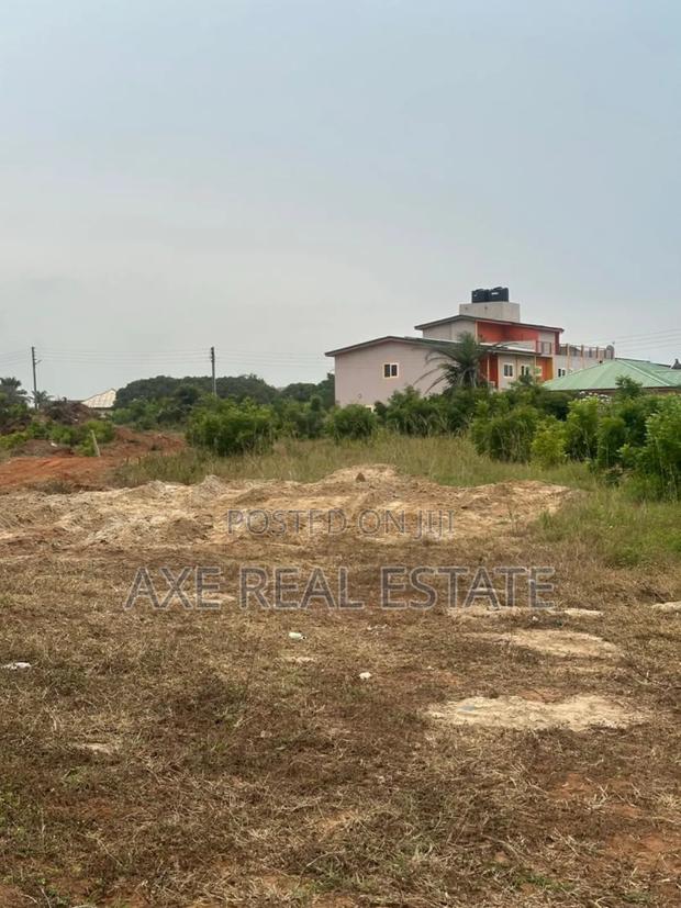 Serviced Plots //Smart Investment at Prampram Beach Lane · Photo 4