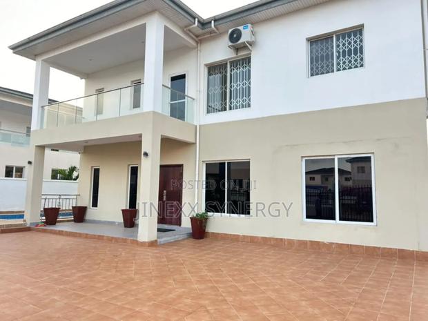 5bdrm House in Sakumono for rent