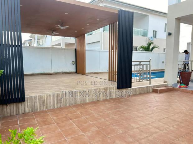 5bdrm House in Sakumono for rent