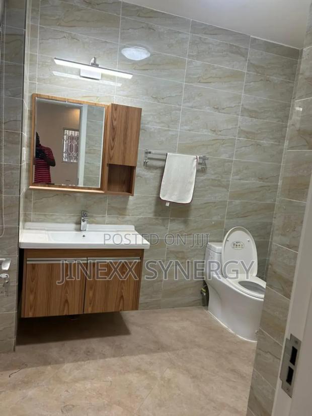 5bdrm House in Sakumono for rent