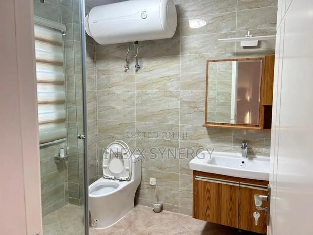 5bdrm House in Sakumono for rent