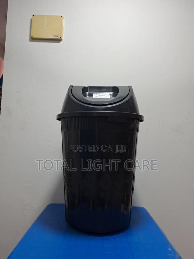 80 Liters Swivel Dustbin
