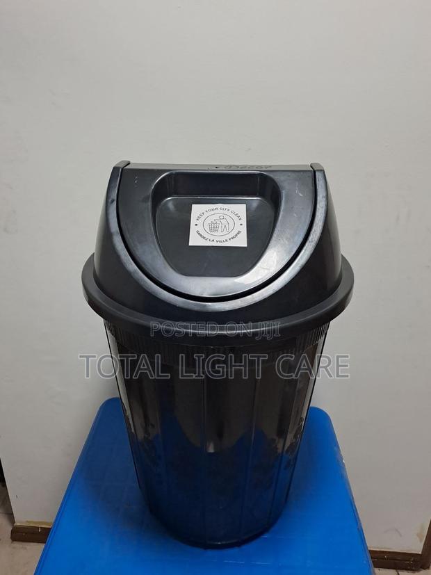 80 Liters Swivel Dustbin photo 3