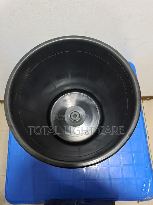 40 Liters Swivel Dustbin photo 2