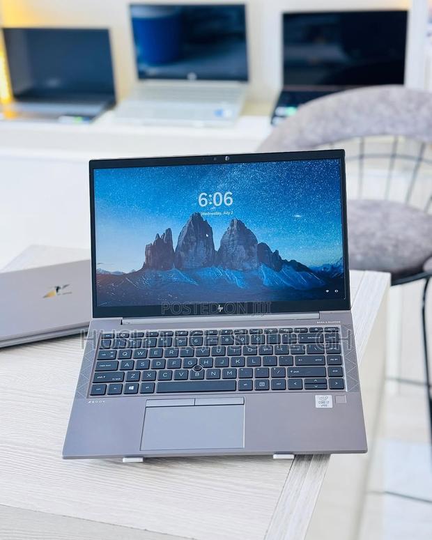 Laptop HP ZBook Firefly 14 G7 16GB Intel Core I5 SSD 256GB