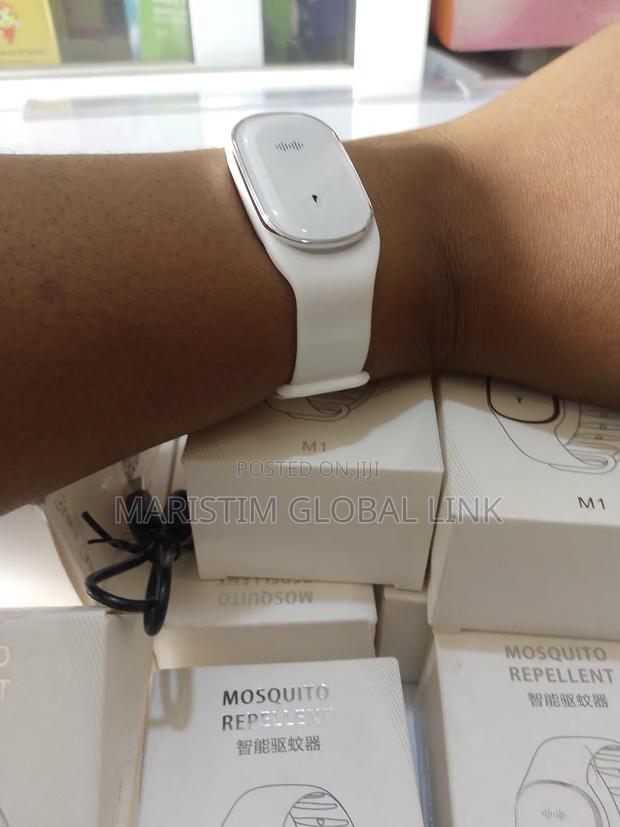 Mosquito Repellent Watch photo 2
