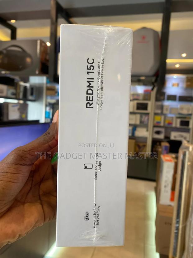 New Xiaomi Redmi 15C 4G 128 GB Red · Photo 3