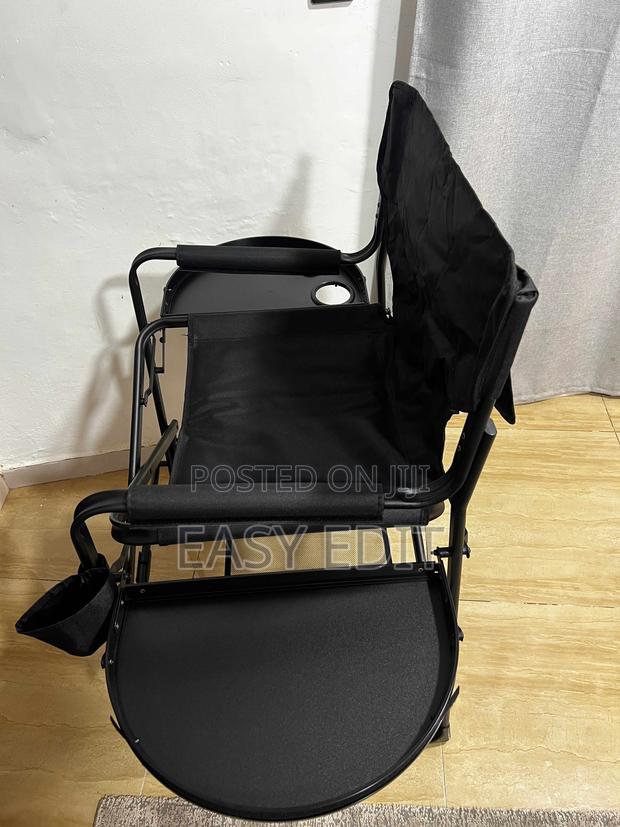 Double Tray Makeup Chair photo 3