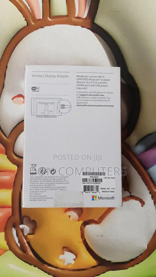 Microsoft Wireless Display Adapter photo 2