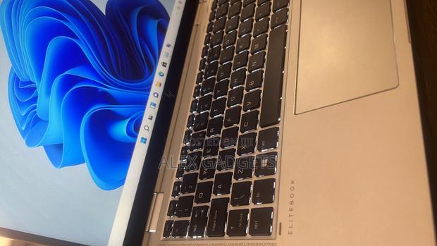 Laptop HP EliteBook 1030 16GB Intel Core I5 SSD 256GB photo 2