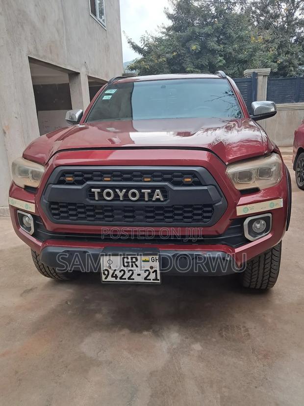 Toyota Tacoma TRD Off Road 2017 Red