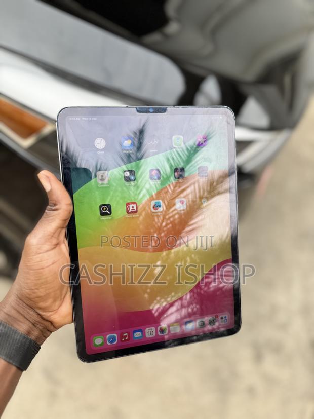 Apple iPad Pro 11 (2021) 128 GB Gray photo 7