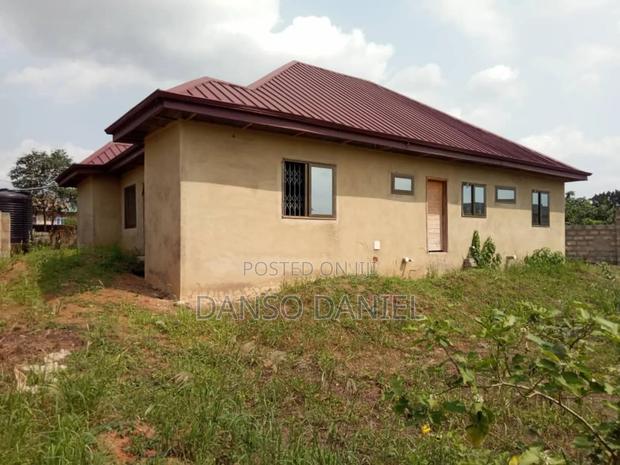 Three Bedroom House at Nsawam photo 2