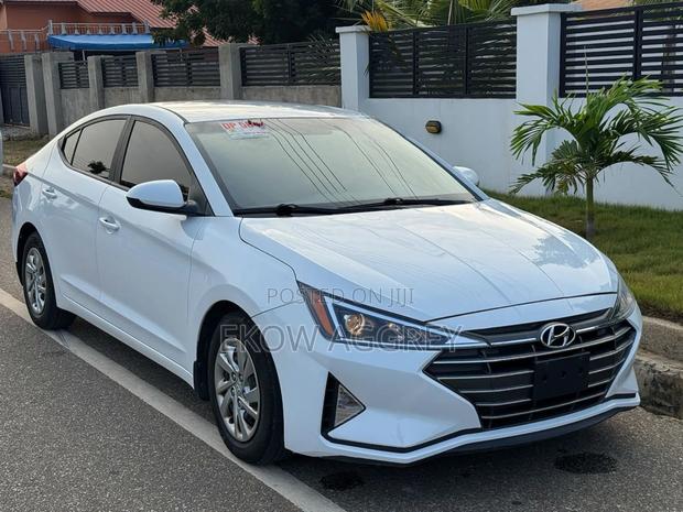 Hyundai Elantra SE 2019 White