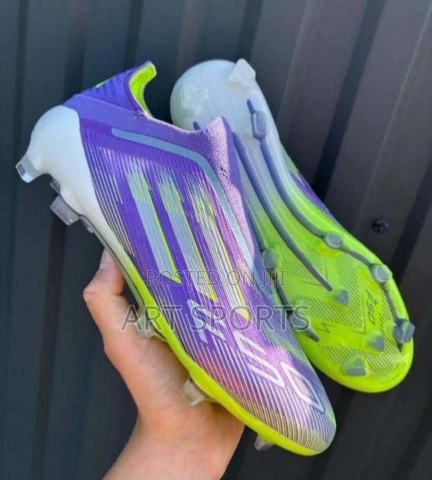 F50 Elite Laceless Firm Ground Boots · Photo 4
