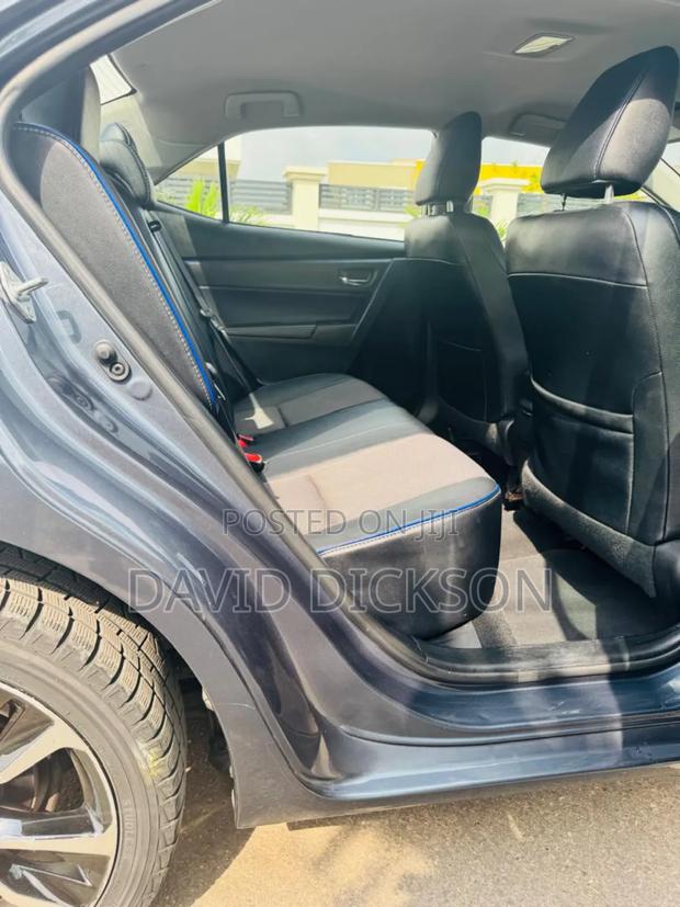 Toyota Corolla SE 4dr Sedan (1.8L 4cyl CVT) 2017 Teal