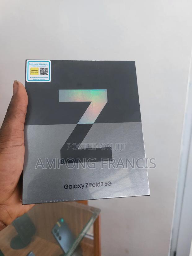 New Samsung Galaxy Z Fold3 5G 256 GB