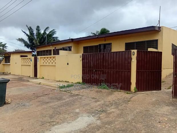 2bdrm House in Ashaiman Municipal for rent