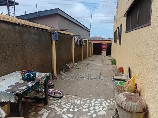 2bdrm House in Ashaiman Municipal for rent