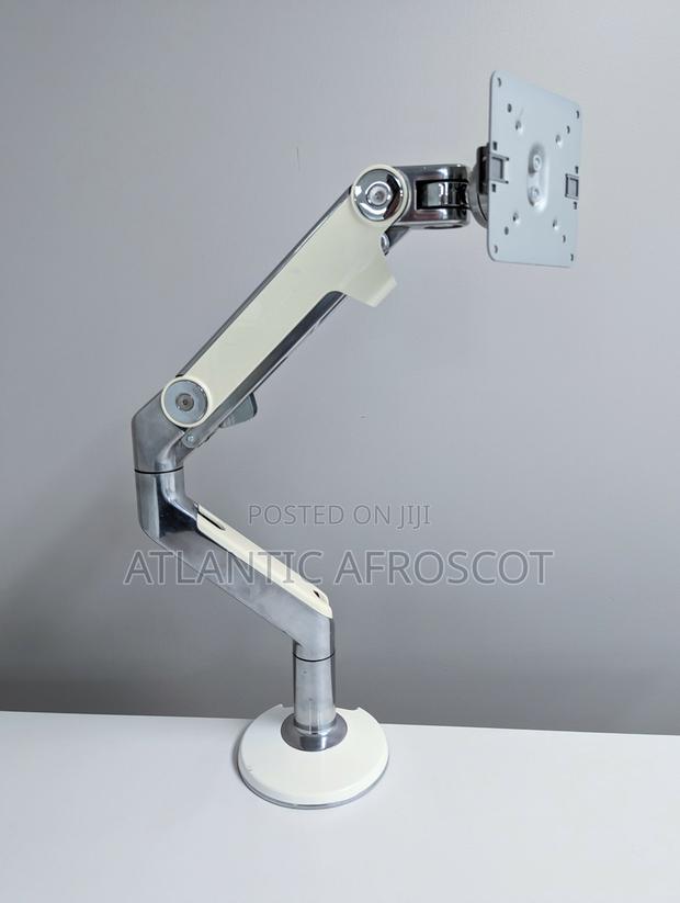 M8.1 Humanscale Monitor Mount ( Monitor Weight From 2.7kg - 12.7 Kg ) photo 2