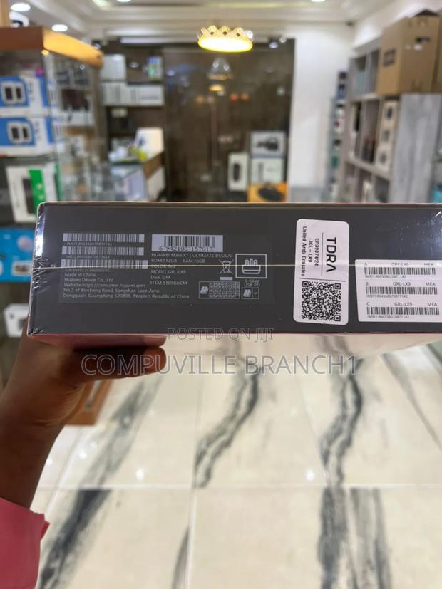 New Huawei Mate X 512 GB Red · Photo 2