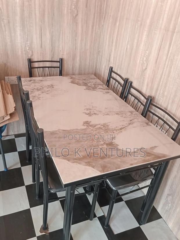 Affordable Family Dining Set With 6seat Is Available