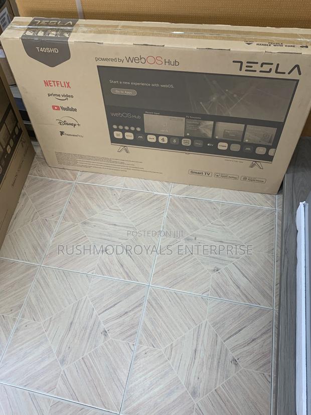 Connect Stream Tesla's 40-Inch Smart Tv With Built-in Chromecast · Photo 2