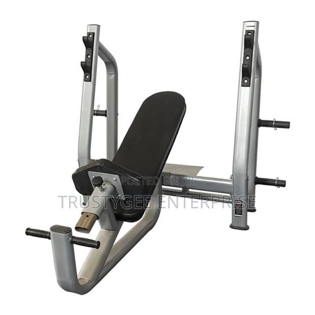 Commercial Incline Bench photo 5