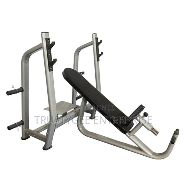 Commercial Incline Bench photo 6