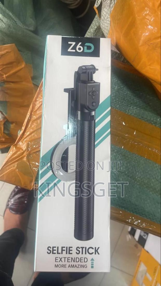 Z6d Selfie Stick Tripod With Light photo 2